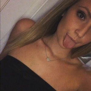 Meet your Posher, Haley